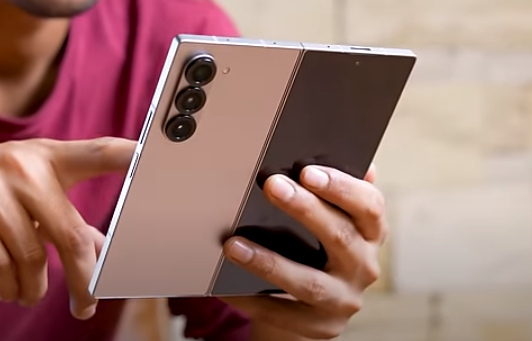 Samsung Galaxy Z Fold6 unboxing