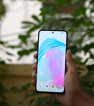 OPPO F27 5G unboxing image